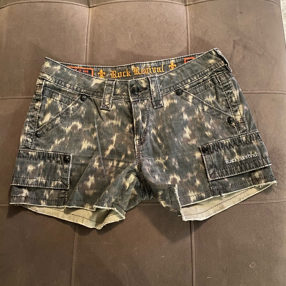 Rock Revival for Buckle Camo Shorts size 27